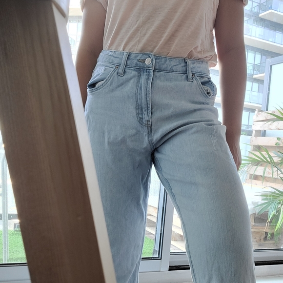 WILD FABLE Light Wash Mom Jeans Size 6 - Picture 1 of 16